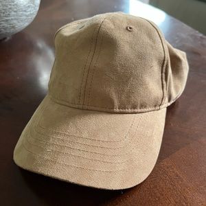 Tan baseball cap